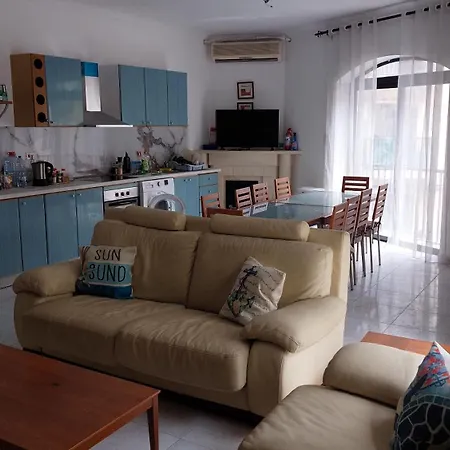 3 Bedrooms 160sqm Balluta Bay By Walk! *